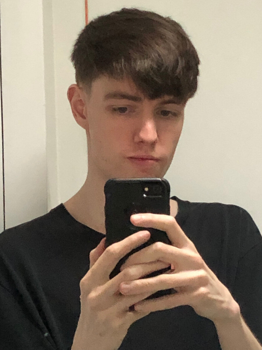 Heyitsyourboy (@heyitsyourboy), OnlyFans creator