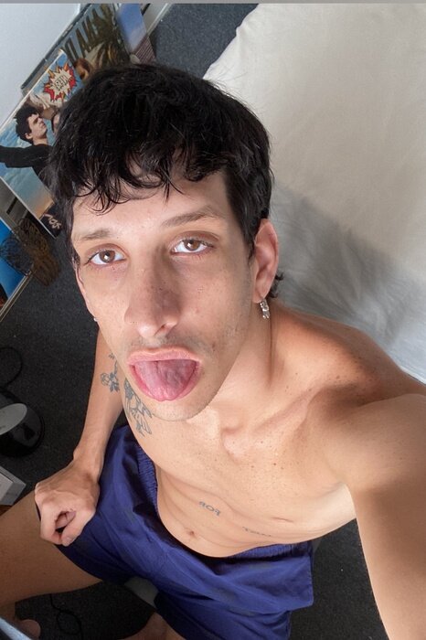 Heyokihey00 (@heyokihey00), OnlyFans creator