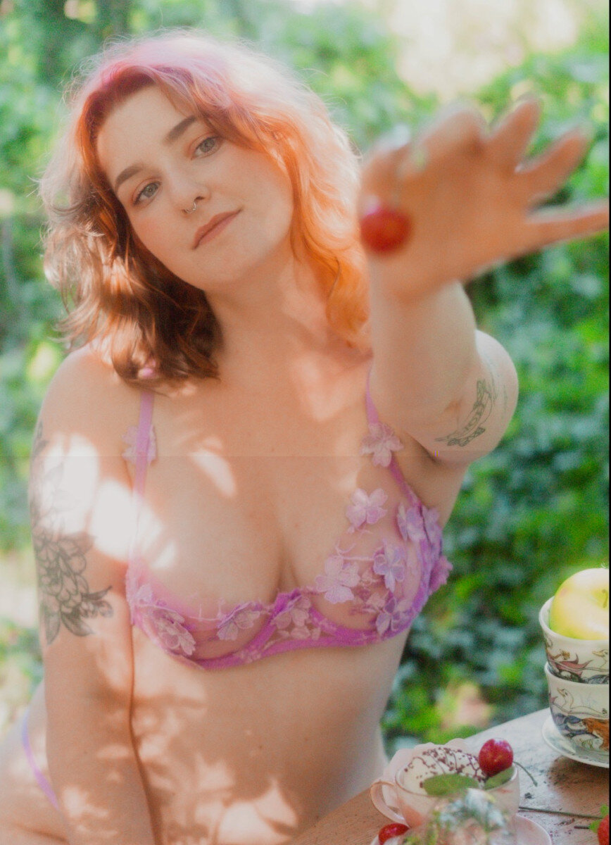 Hhannahraee (@hhannahraee), OnlyFans creator