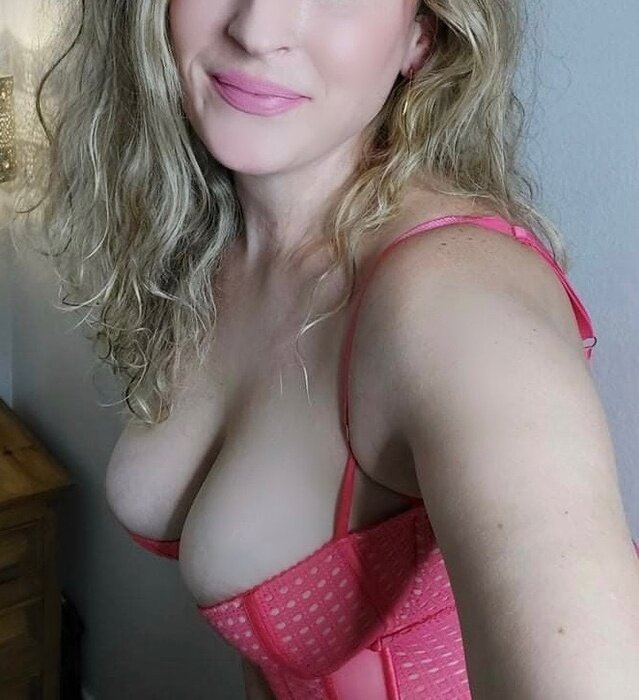 Hiimheatherc (@hiimheatherc), OnlyFans creator