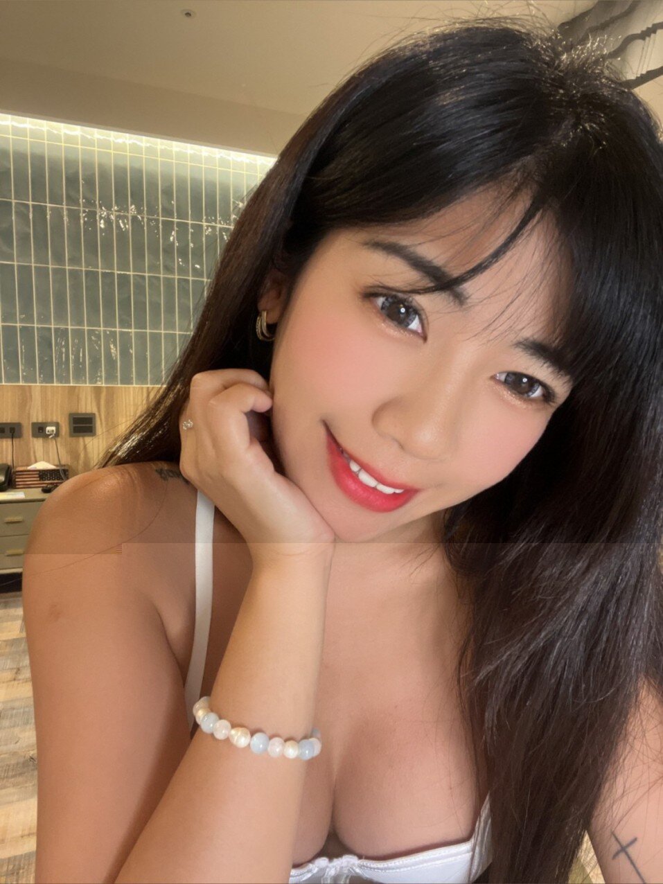 Hitomi488889