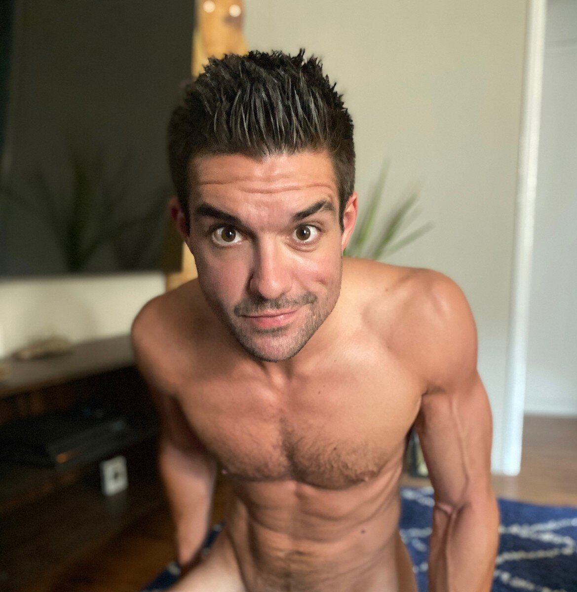 Hoganjacksonx (@hoganjacksonx), OnlyFans creator