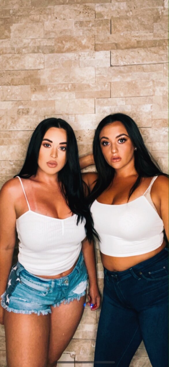 Holifieldsisters (@holifieldsisters), OnlyFans creator