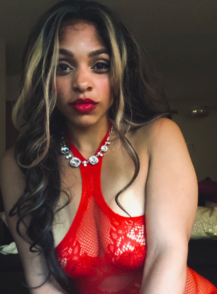 Holisticheaux44 (@holisticheaux44), OnlyFans creator