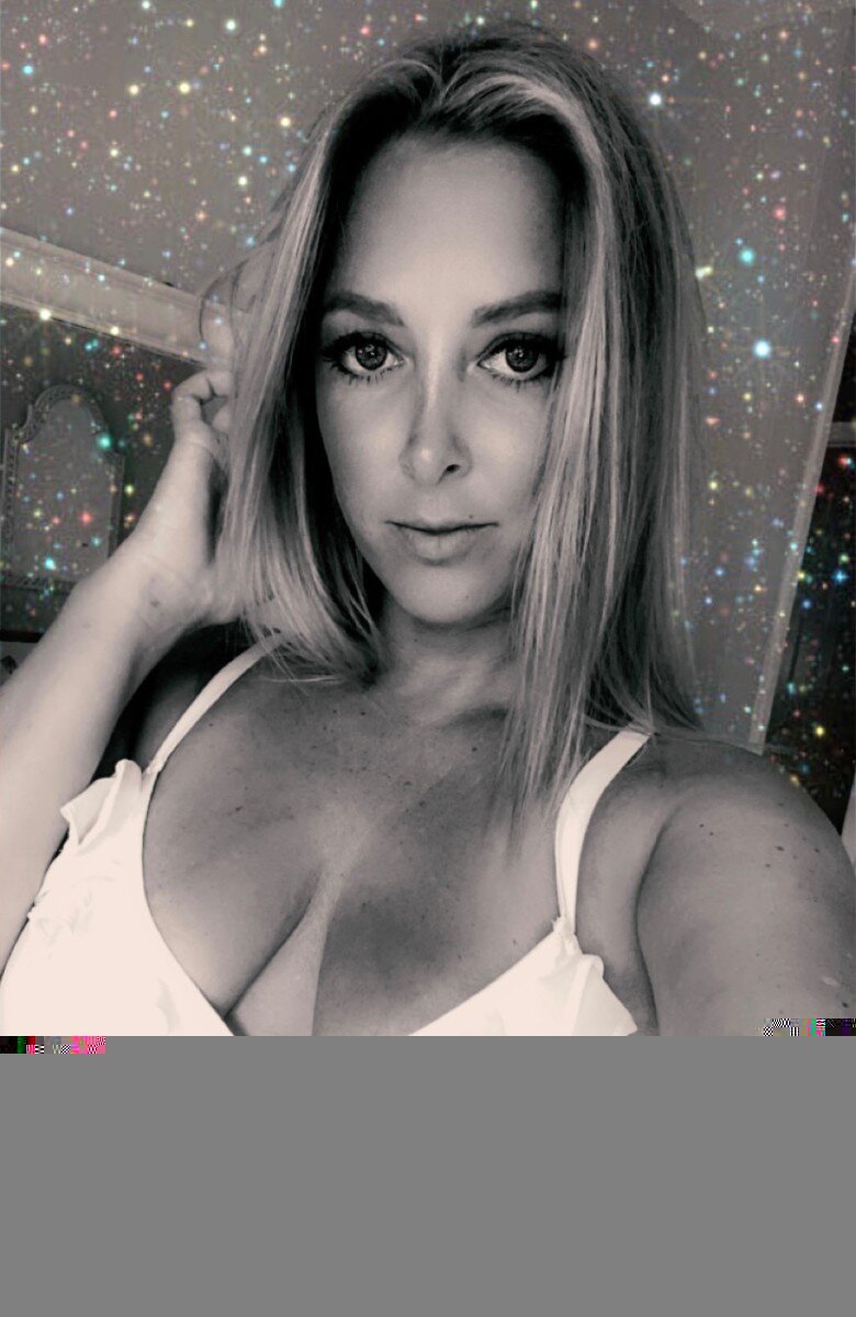 Holliewould (@holliewould), OnlyFans creator