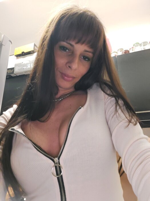 Hollysunny (@hollysunny), OnlyFans creator