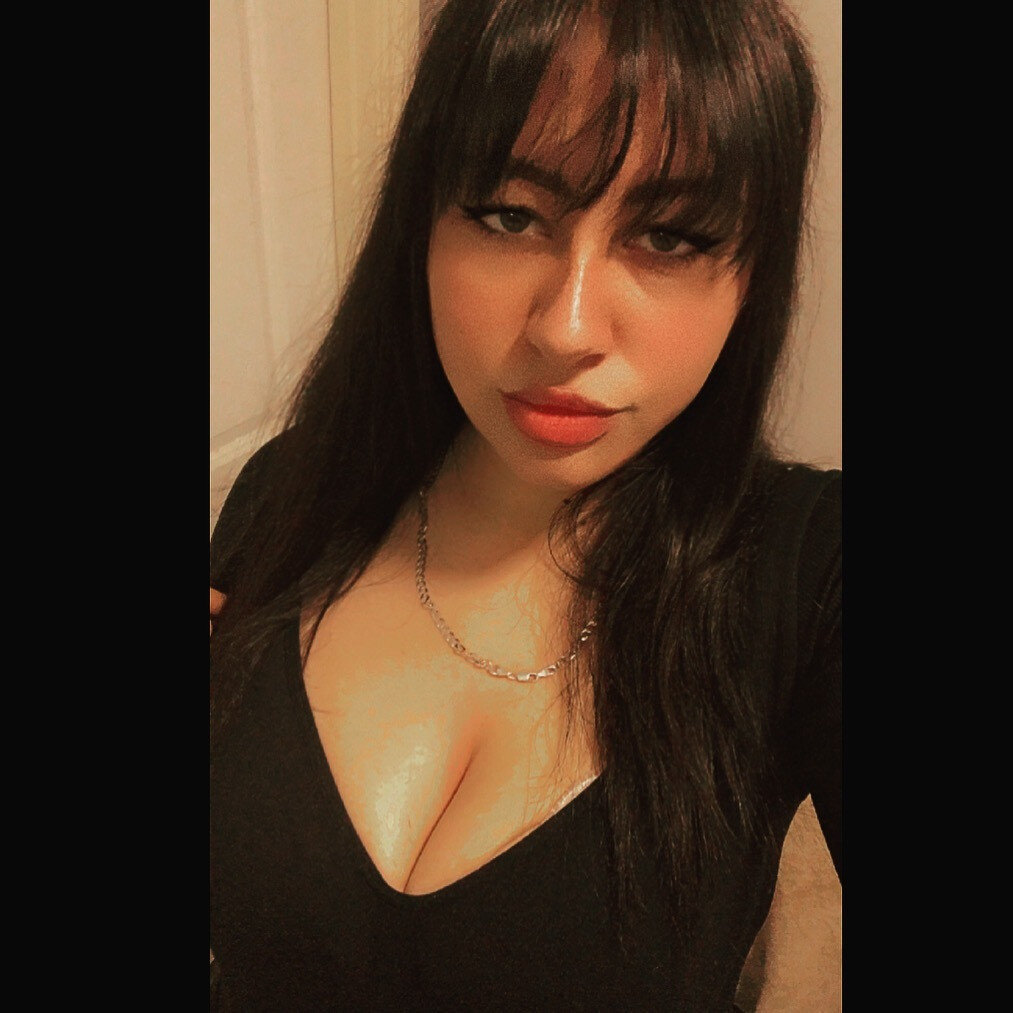 Hollzxoxo (@hollz_xoxo), OnlyFans creator