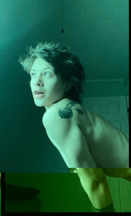 Holyheck (@holyheck), OnlyFans creator