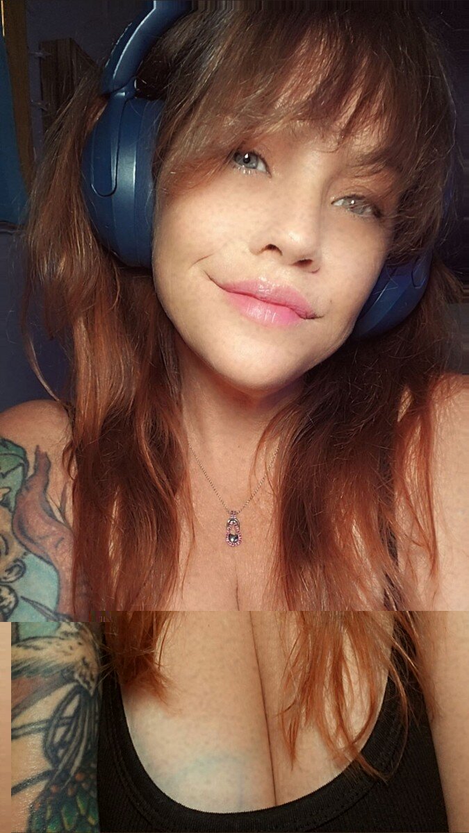 Homemadehoney (@home_made_honey), OnlyFans creator