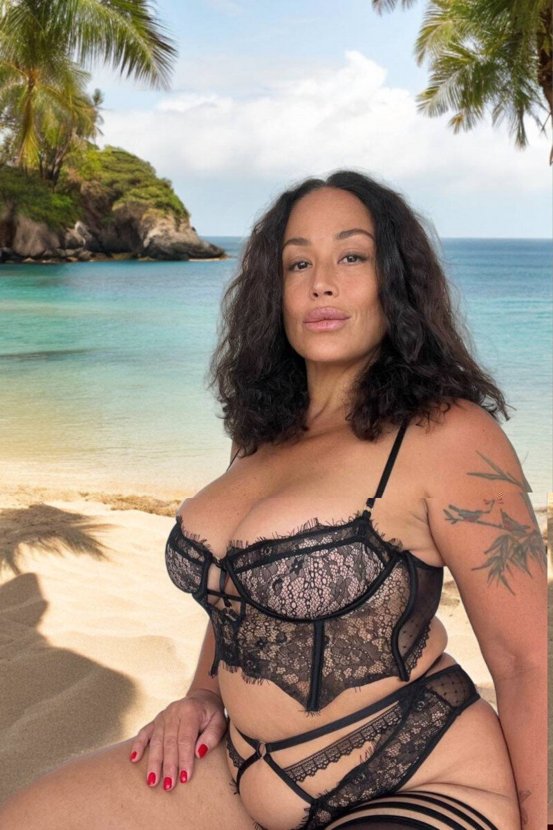 Honeybanana1 (@honeybanana1), OnlyFans creator
