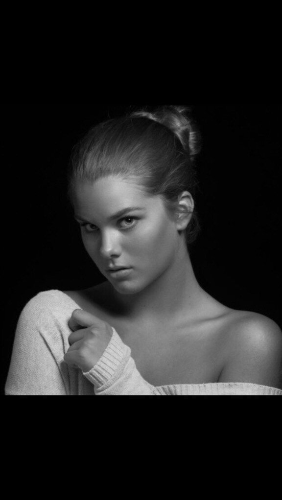 Honeybunmodels (@honeybunmodels), OnlyFans creator