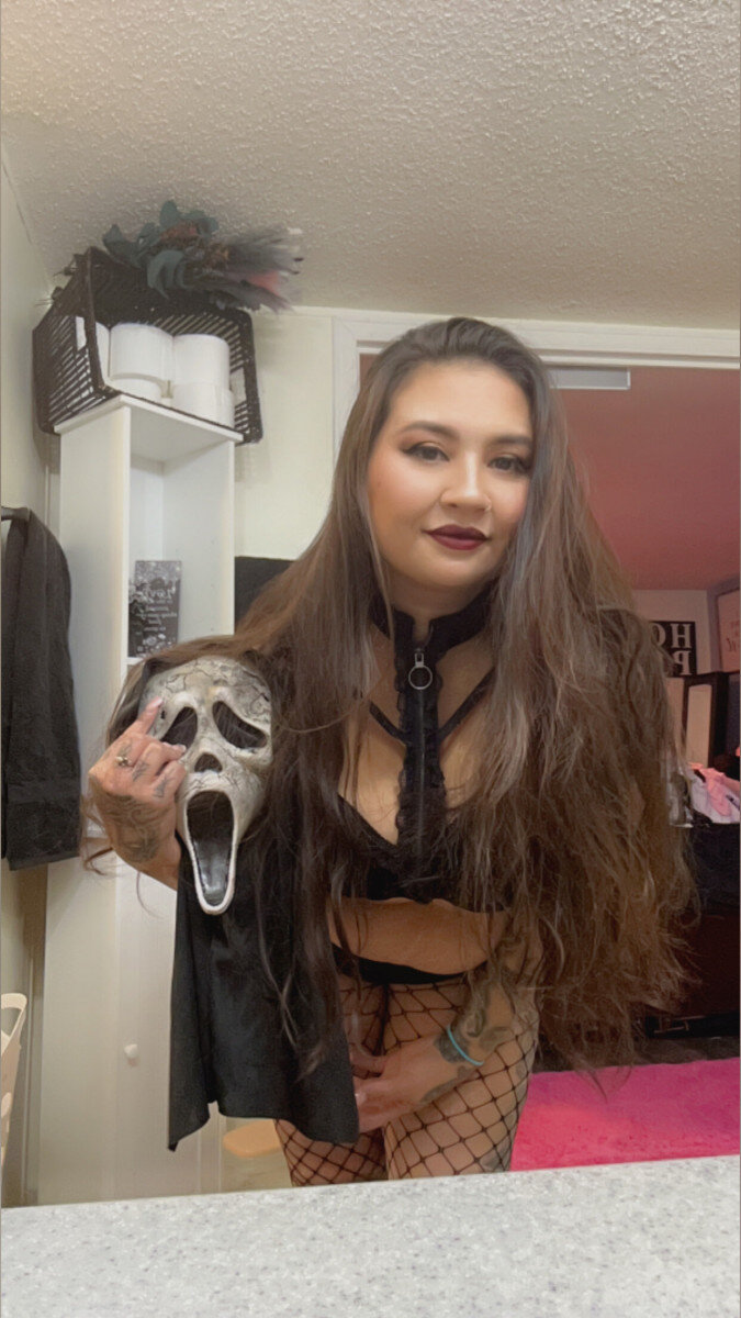 Honeybunny42013 (@honeybunny42013), OnlyFans creator