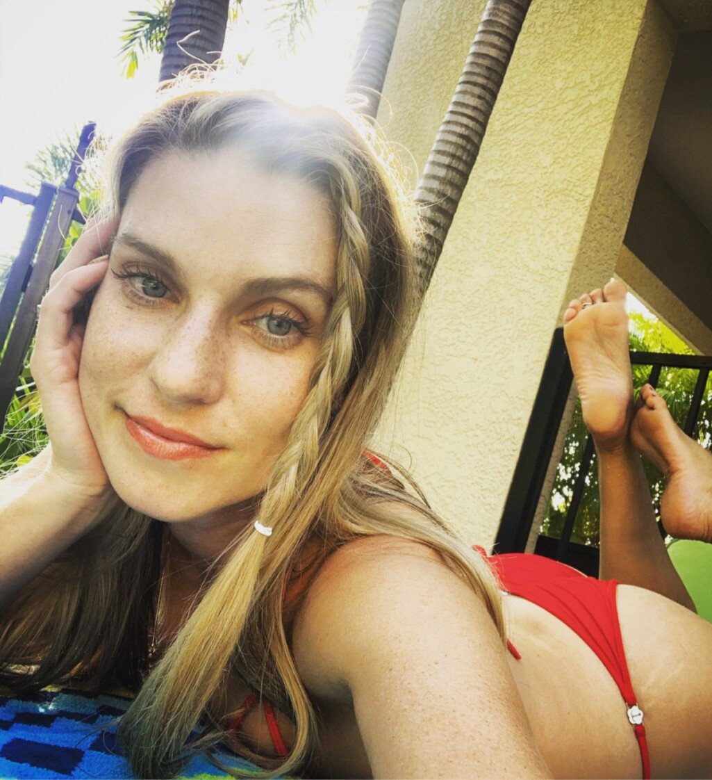 Honeysperfectfeet (@honeysperfectfeet), OnlyFans creator