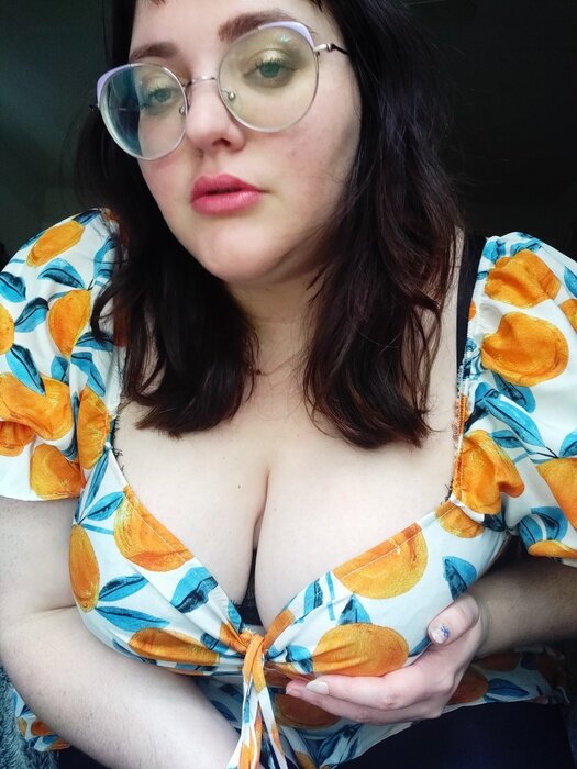 honeysuckle (@honeysucklesugar), OnlyFans creator