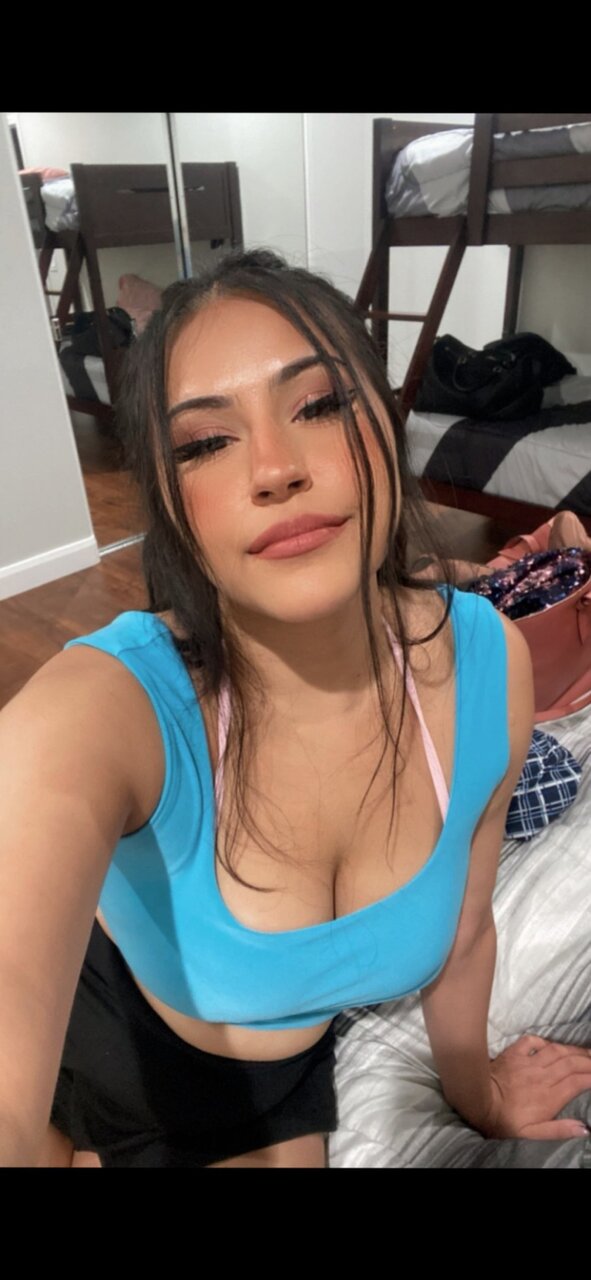 Honeyyfairry (@honeyyfairry), OnlyFans creator
