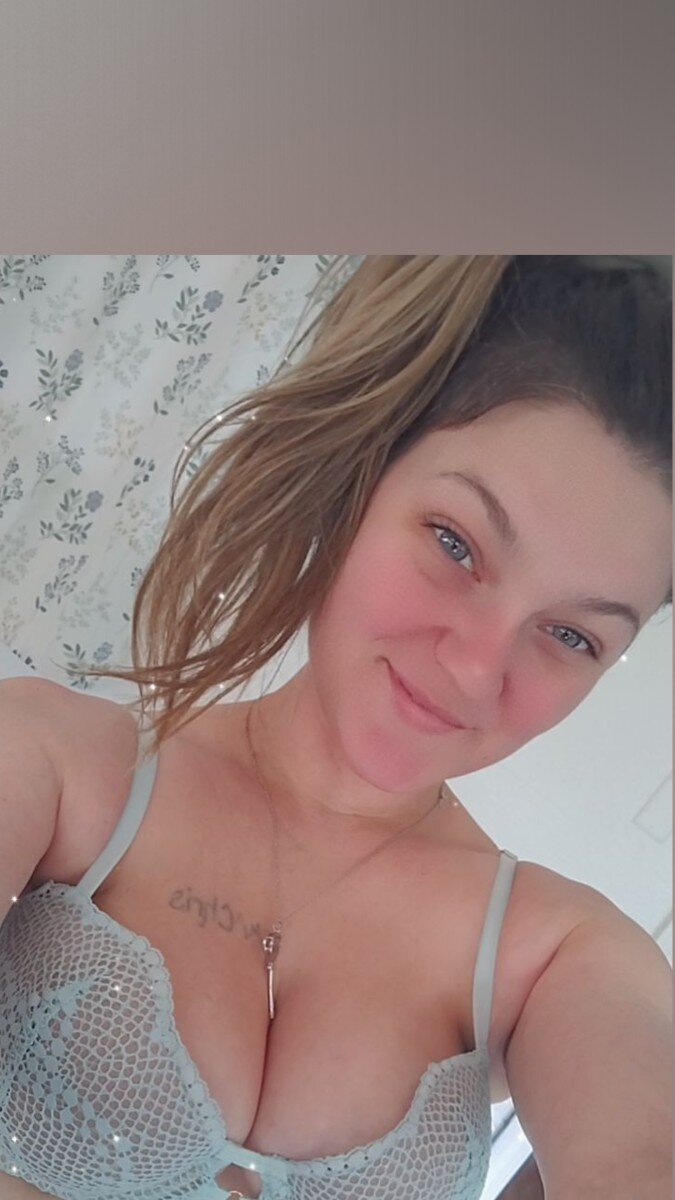 Hopeharperxxx (@hopeharperxxx), OnlyFans creator