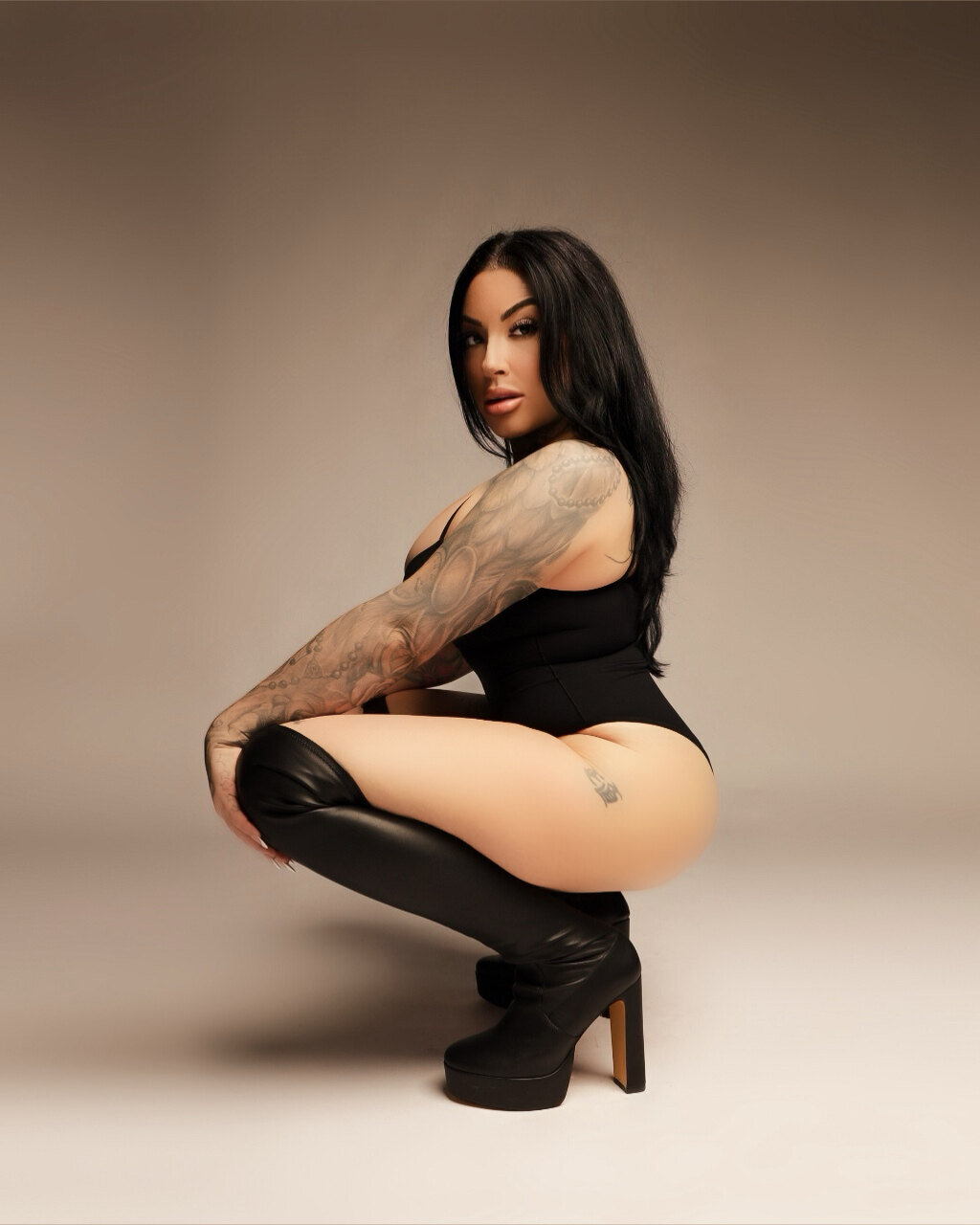 Hothoneyxox (@hothoneyxox), OnlyFans creator