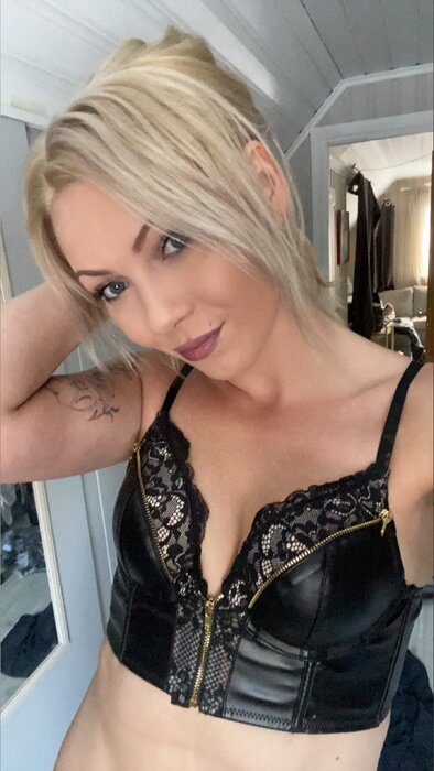 Hotiness (@hotiness), OnlyFans creator
