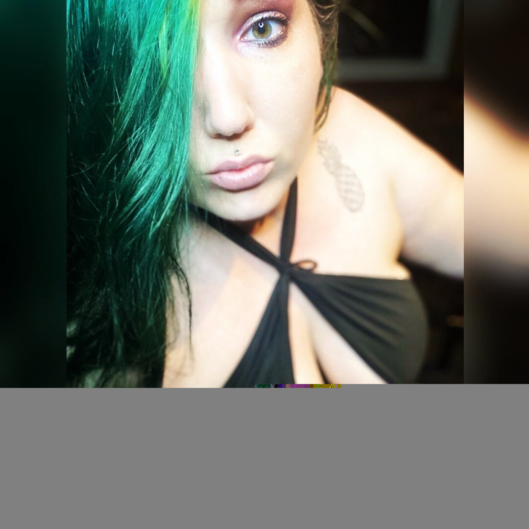 Hotmessjessxxx (@hotmessjessxxx), OnlyFans creator