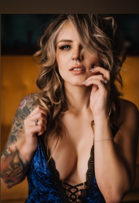 Hotmommajme (@hotmommajme), OnlyFans creator