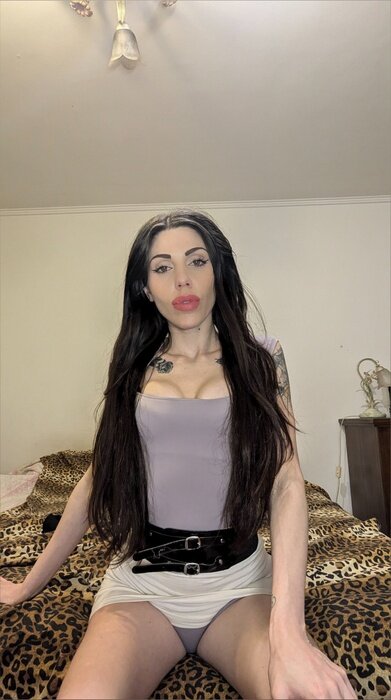 Hotpoison21 (@hotpoison21), OnlyFans creator