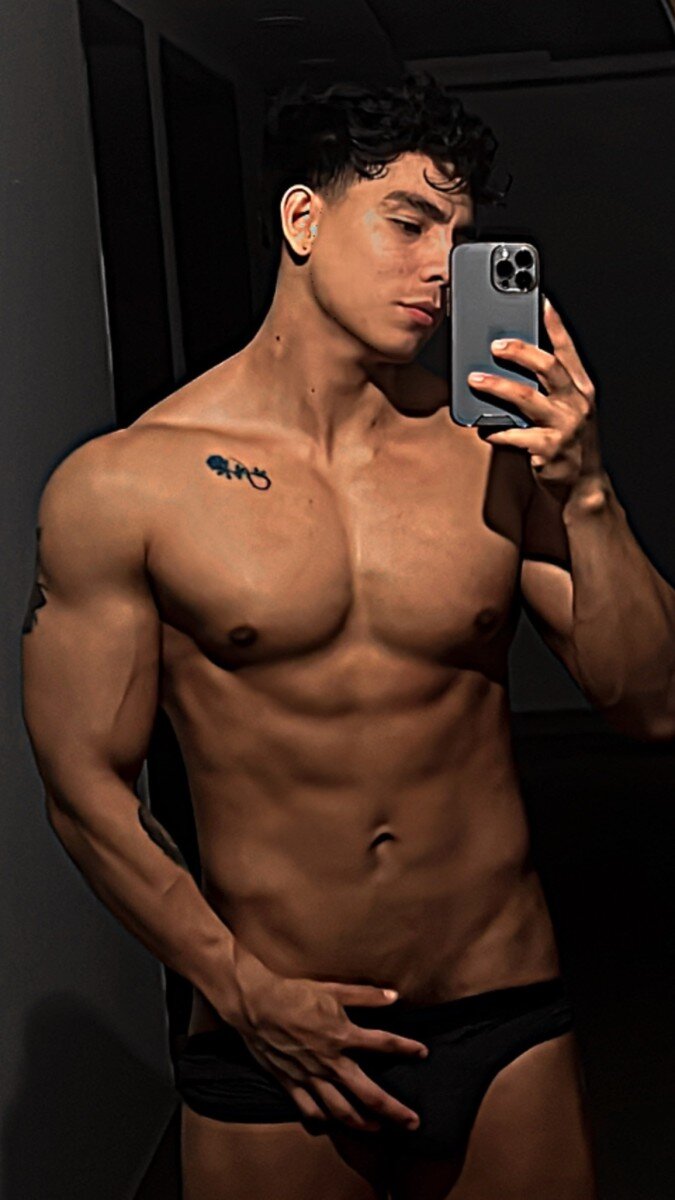 Hottboy7 (@hottboy7), OnlyFans creator