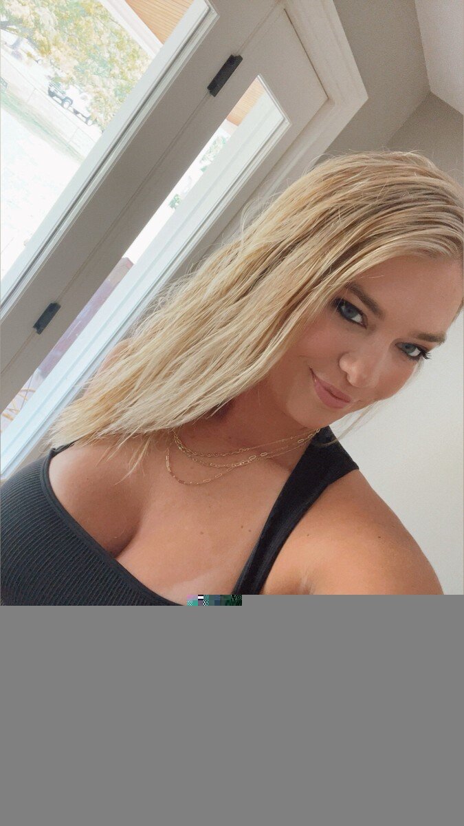 Hotwifekate (@hotwife-kate), OnlyFans creator