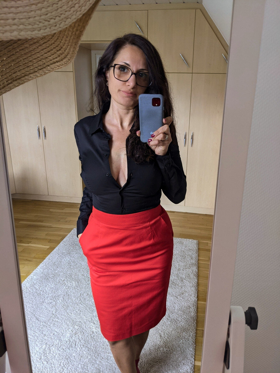 Hotwifehunny (@hotwifehunny), OnlyFans creator