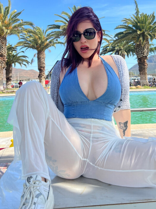 Houseofjenny (@houseofjenny), OnlyFans creator