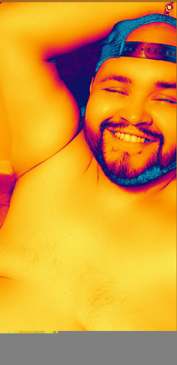 Huevorancheros18 (@huevorancheros18), OnlyFans creator
