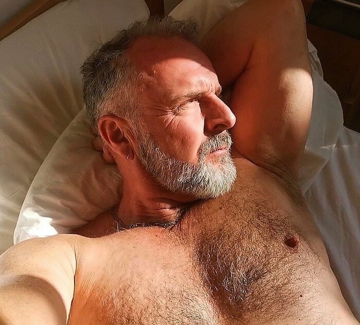 Hungdadn5 (@hungdadn5), OnlyFans creator