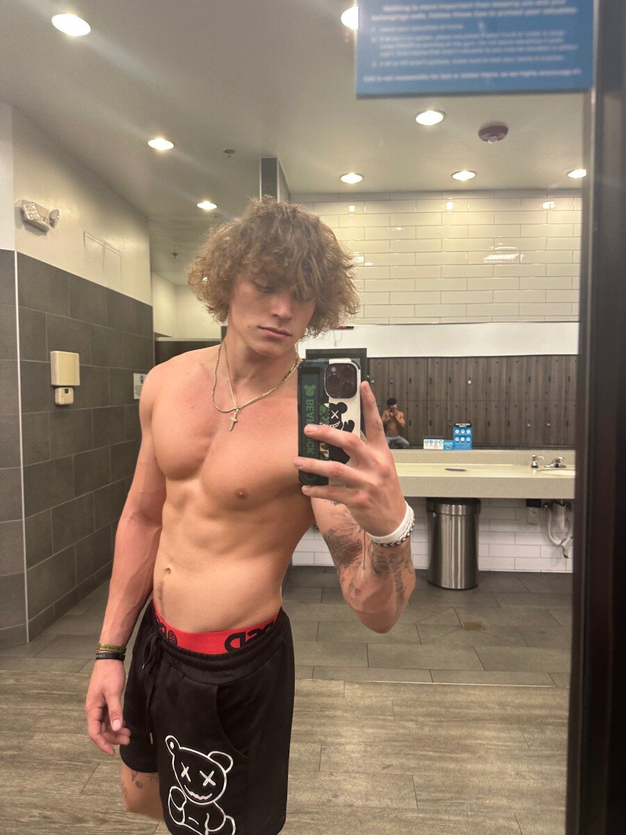 Hungodey (@hungodey), OnlyFans creator