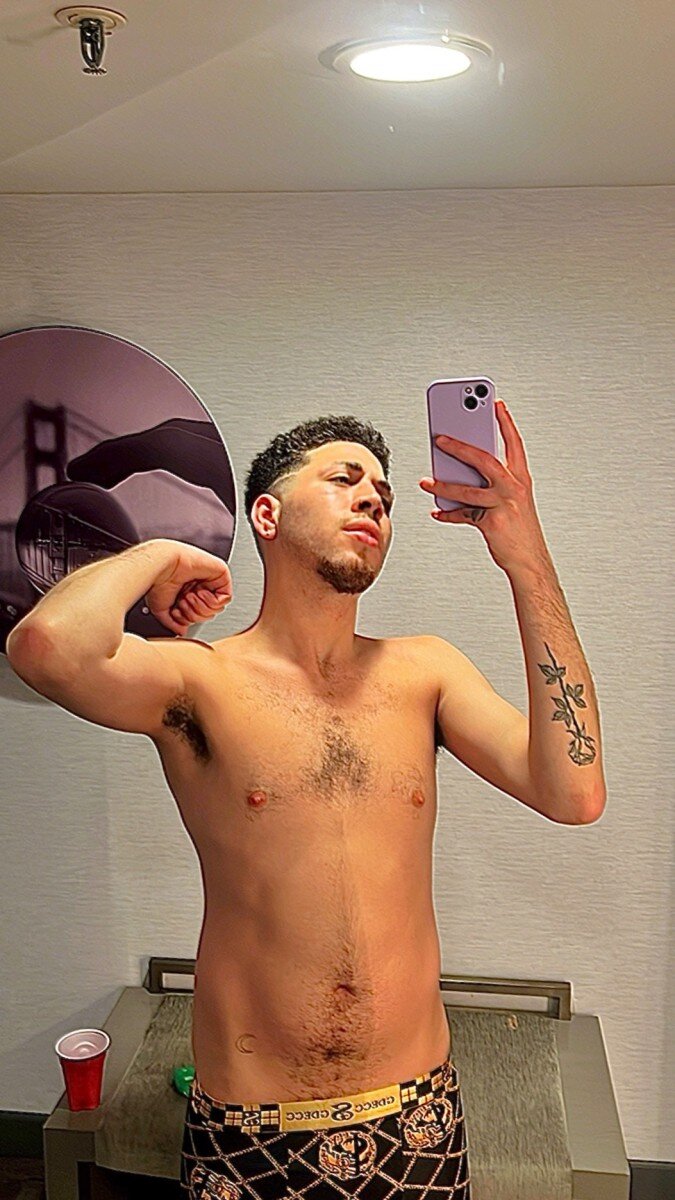 Hunkxxx7 (@hunkxxx7), OnlyFans creator