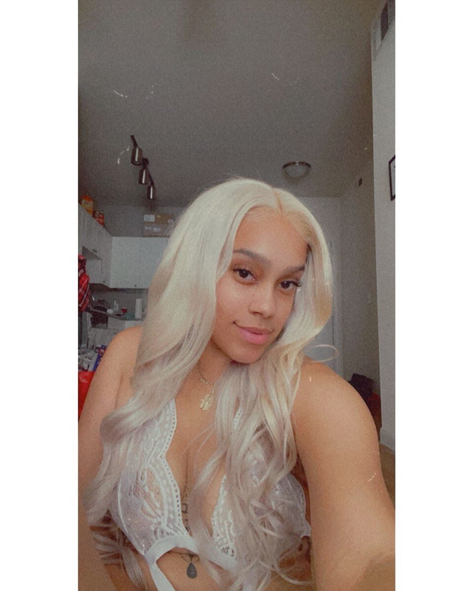 Hxneyteex (@hxneyteex), OnlyFans creator