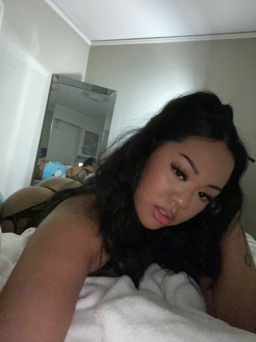 Hydracrystals (@hydracrystals), OnlyFans creator