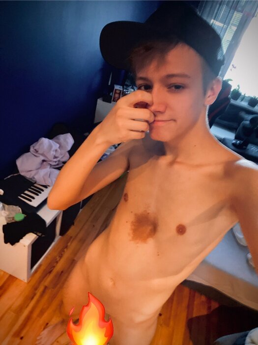 Albert (@iamalbie), OnlyFans creator