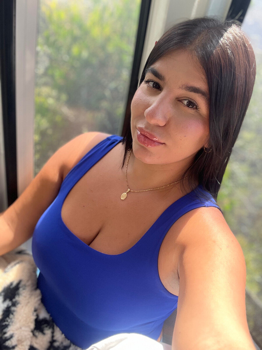 Iamalondrita (@iamalondrita), OnlyFans creator