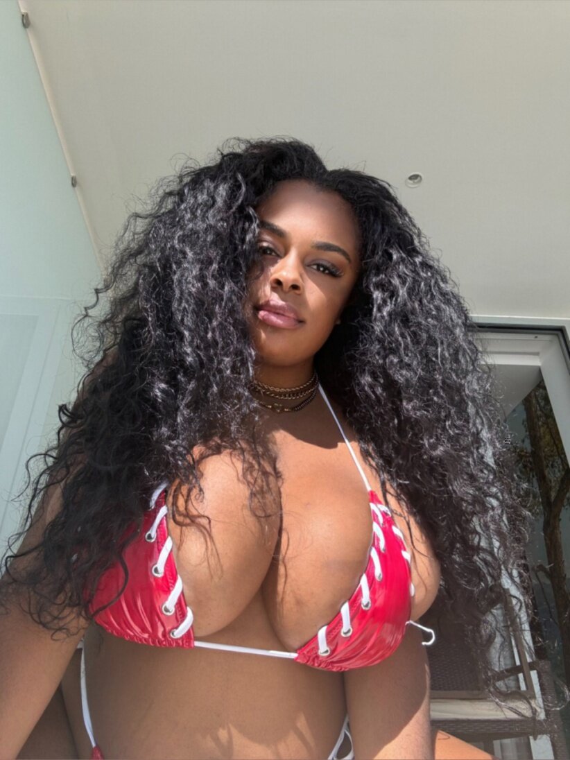 Iamdezodbaby (@iamdezodbaby), OnlyFans creator