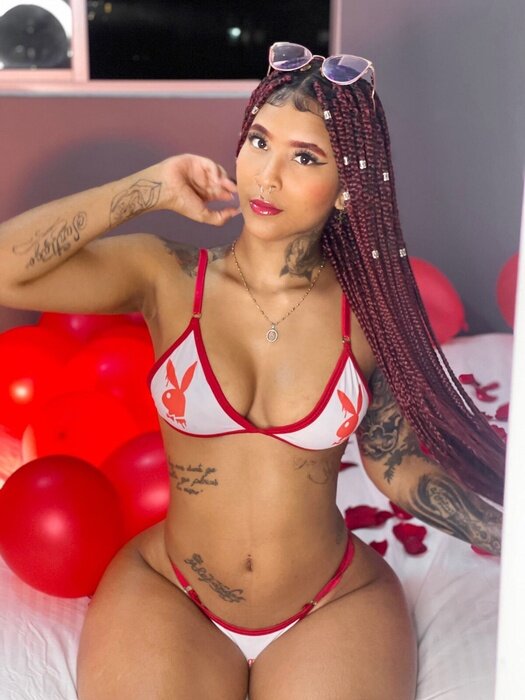 Iammontserrath (@iammontserrath), OnlyFans creator