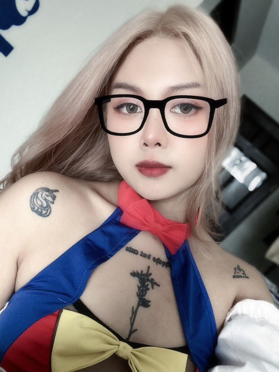 Pop (@iampopster), OnlyFans creator