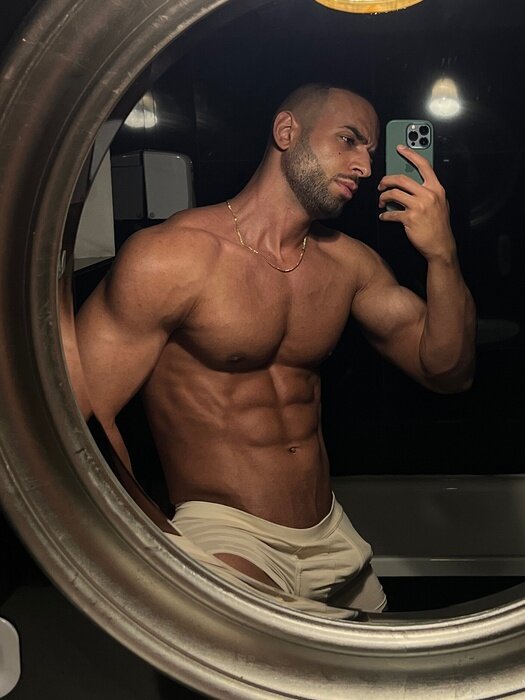 Iamraaz (@iamraaz), OnlyFans creator