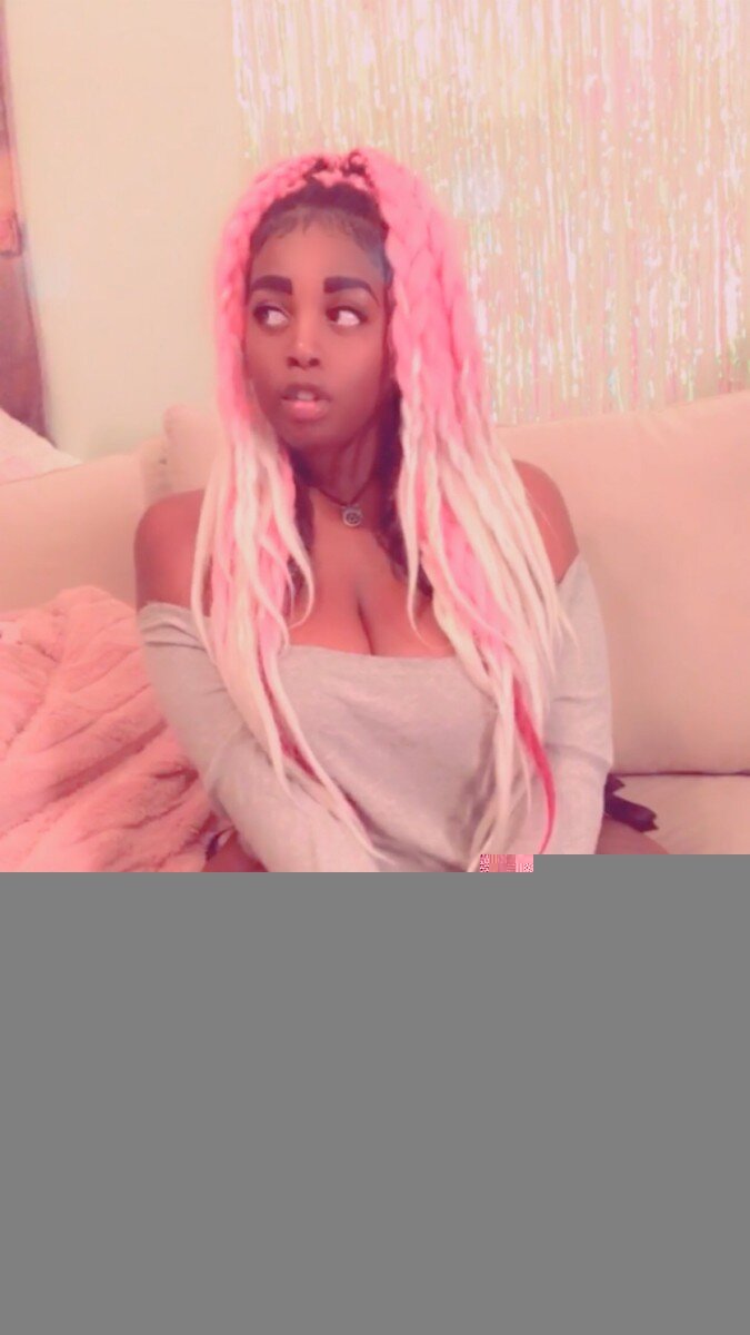 Iamsekaiofakku (@iamsekaiofakku), OnlyFans creator