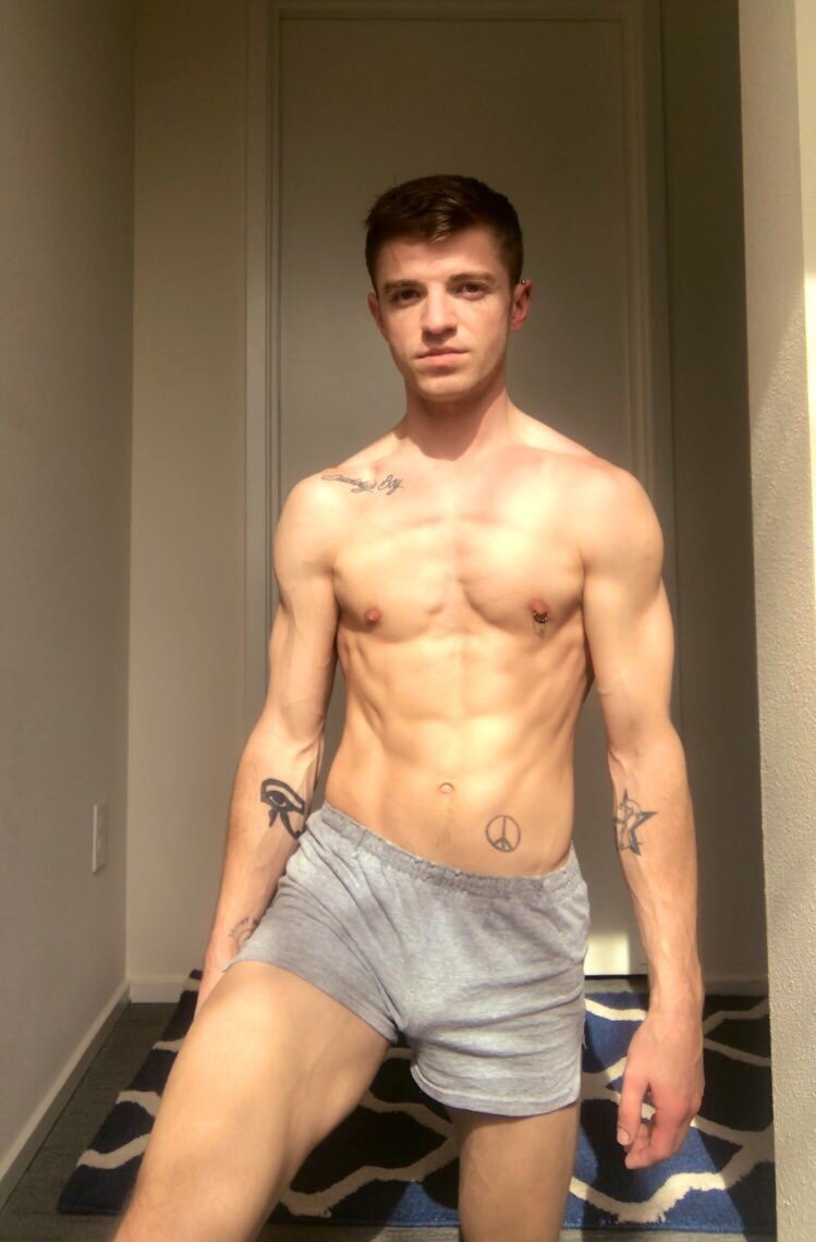 Iamtombentley (@iamtombentley), OnlyFans creator
