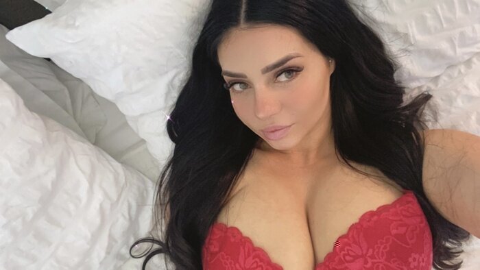 Iamveronicaaaa (@iamveronicaaaa), OnlyFans creator