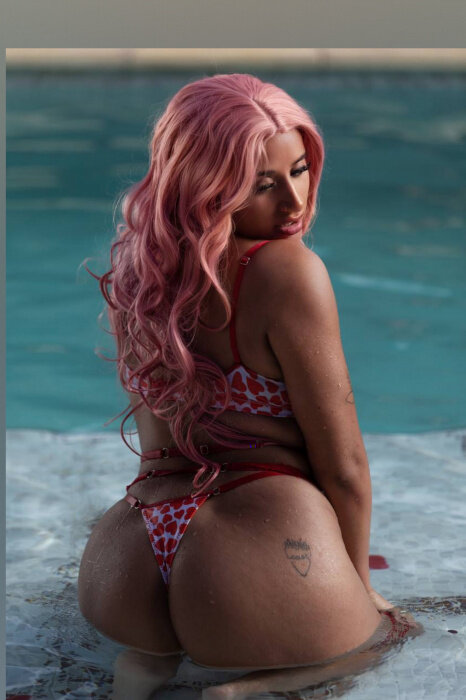 Iaramoyano (@iaramoyano), OnlyFans creator