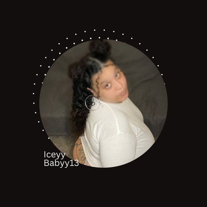 Iceyybabyy13 (@iceyybabyy13), OnlyFans creator