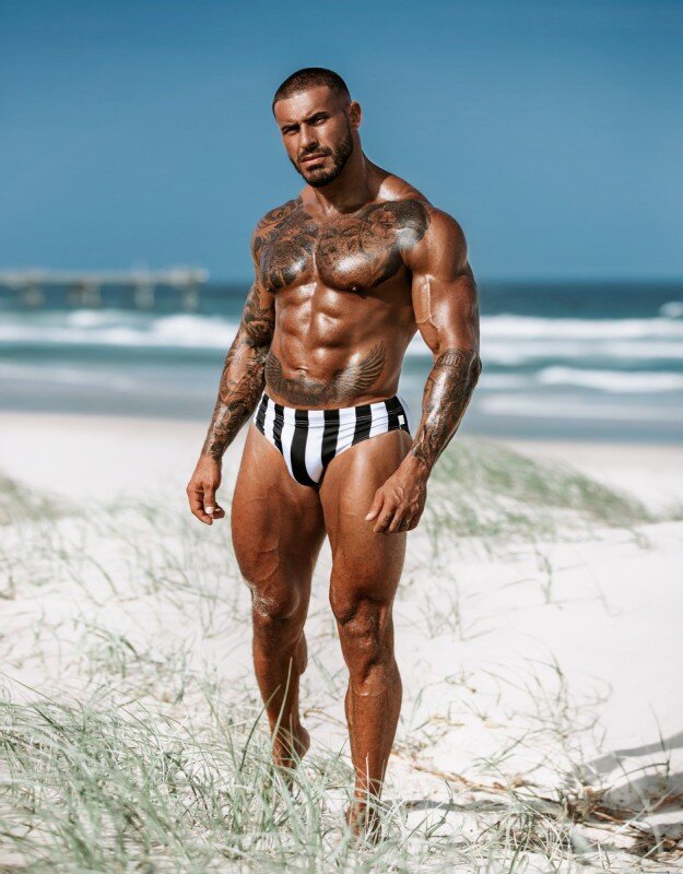 Iconicfree (@iconicfree), OnlyFans creator