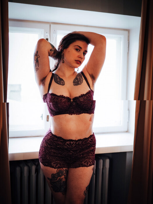 Ihanaisanai (@ihanaisanai), OnlyFans creator
