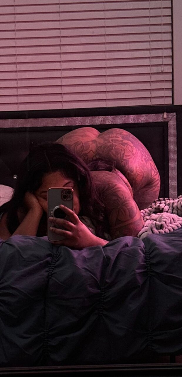 Ily2sin (@ily2sin), OnlyFans creator