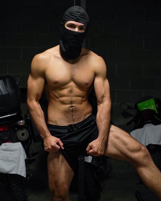 Immerelyaman (@im_merely_a_man), OnlyFans creator
